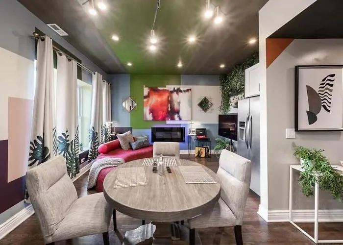 The Penthouse @ Luxro